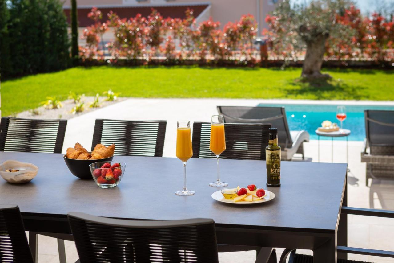 Villa Florence By Ilc-Istria Luxury Collection Brtonigla Exterior photo